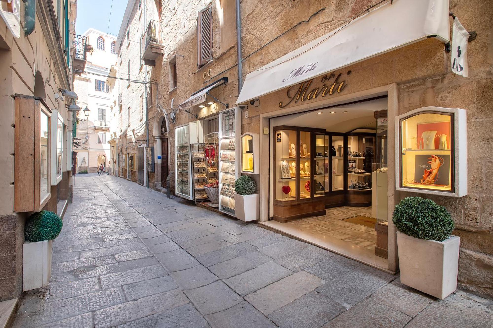 Casa Maria - Apartment In The Old Town Of Alghero Luaran gambar